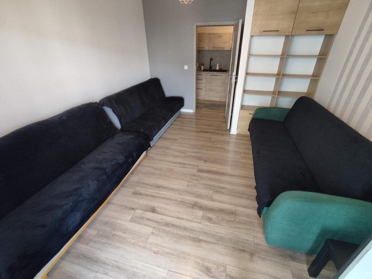 1120 Smialego 41 - Tanie Pokoje W Apartamencie - Samodzielne Zameldowanie - Self Check In 포즈난 외부 사진