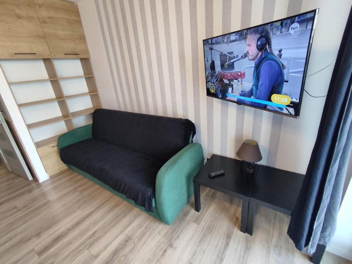 1120 Smialego 41 - Tanie Pokoje W Apartamencie - Samodzielne Zameldowanie - Self Check In 포즈난 외부 사진