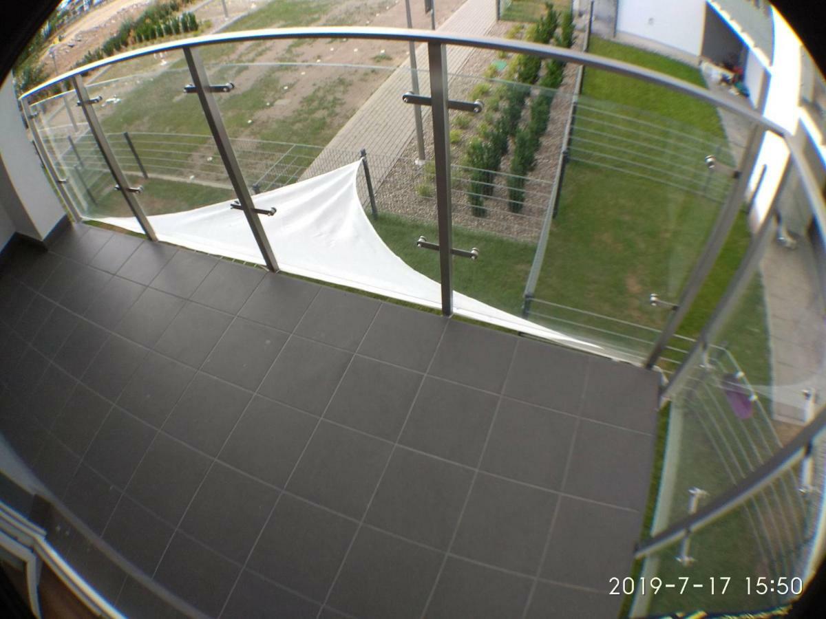 1120 Smialego 41 - Tanie Pokoje W Apartamencie - Samodzielne Zameldowanie - Self Check In 포즈난 외부 사진