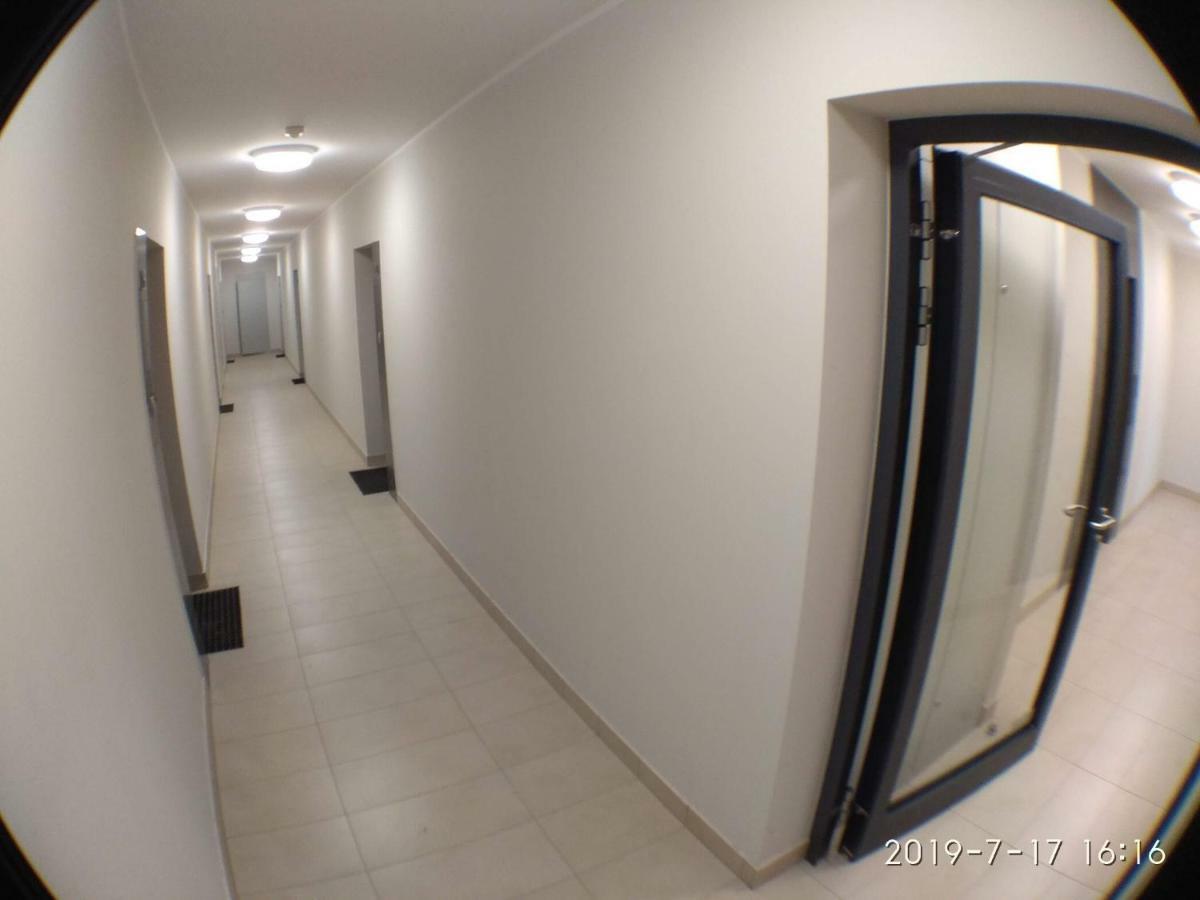 1120 Smialego 41 - Tanie Pokoje W Apartamencie - Samodzielne Zameldowanie - Self Check In 포즈난 외부 사진